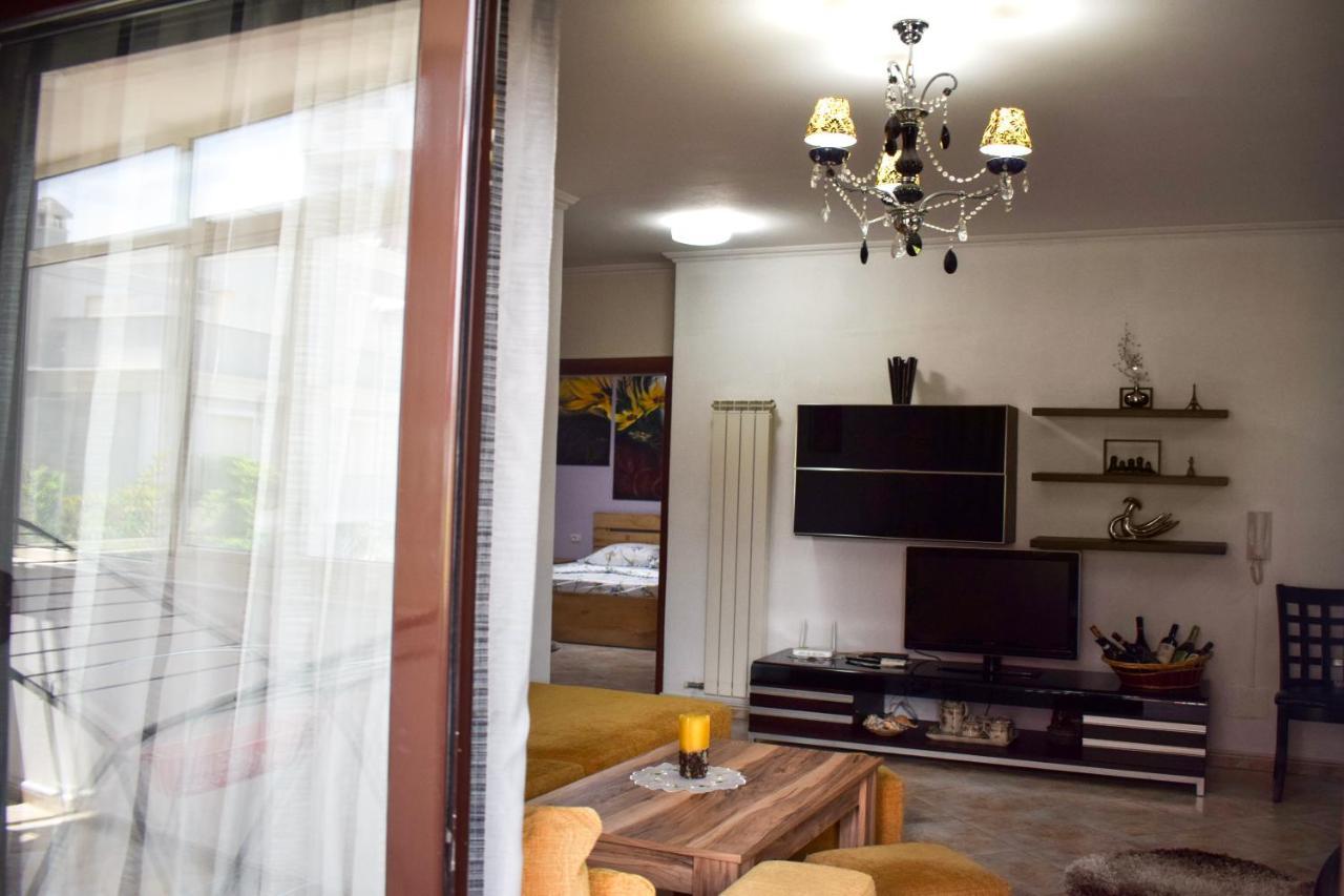 New Apartment Zoe Shkoder Exterior photo
